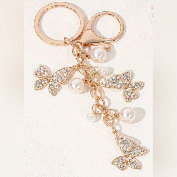 BAG CHARM Crystal Triple Butterfly Pearls Keychain - Picture 3 of 4